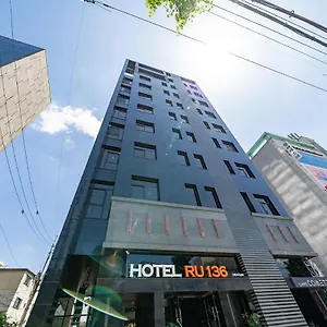 2* ホテル ホテルル136